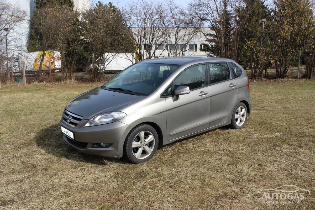 Honda FR-V