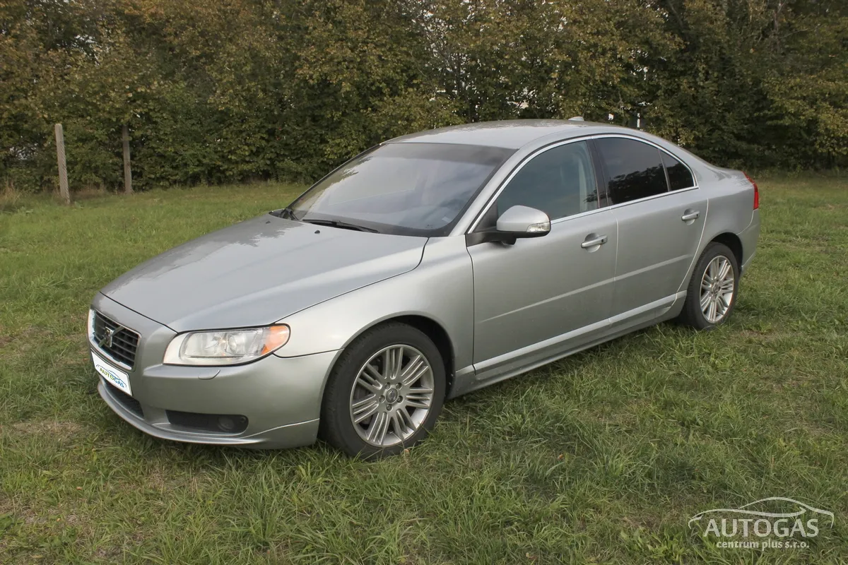 Volvo S80