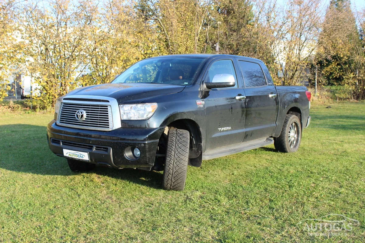 Toyota Tundra