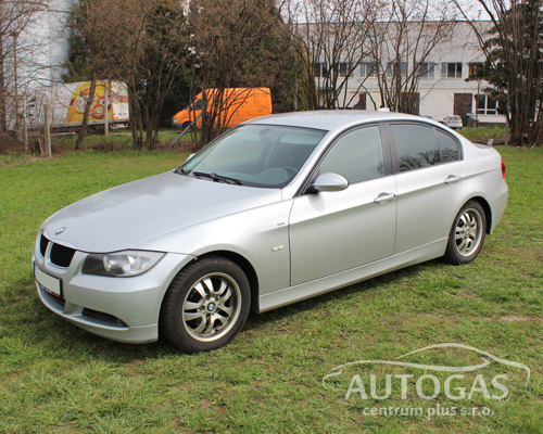 BMW 320i 2,0 110 kW