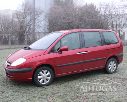 Citroen C8 2,0 100 kW