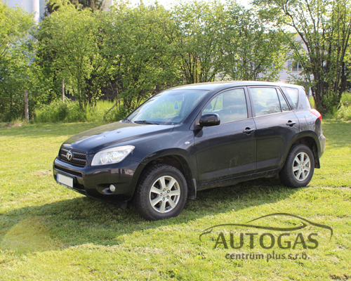 Toyota RAV4 2,0 112 kW